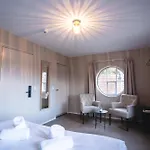 Boutique Loulou Frühstückspension 3*