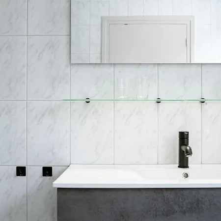 Boutique Loulou Alojamento de Acomodação e Pequeno-almoço 3*