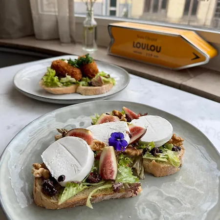 Alojamento de Acomodação e Pequeno-almoço Boutique Loulou