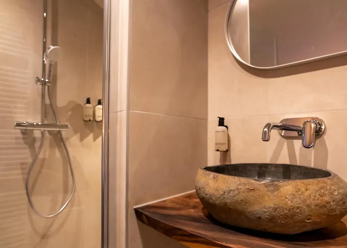 Boutique Loulou Bed & Breakfast 3*