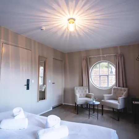 Boutique Loulou Frühstückspension 3*